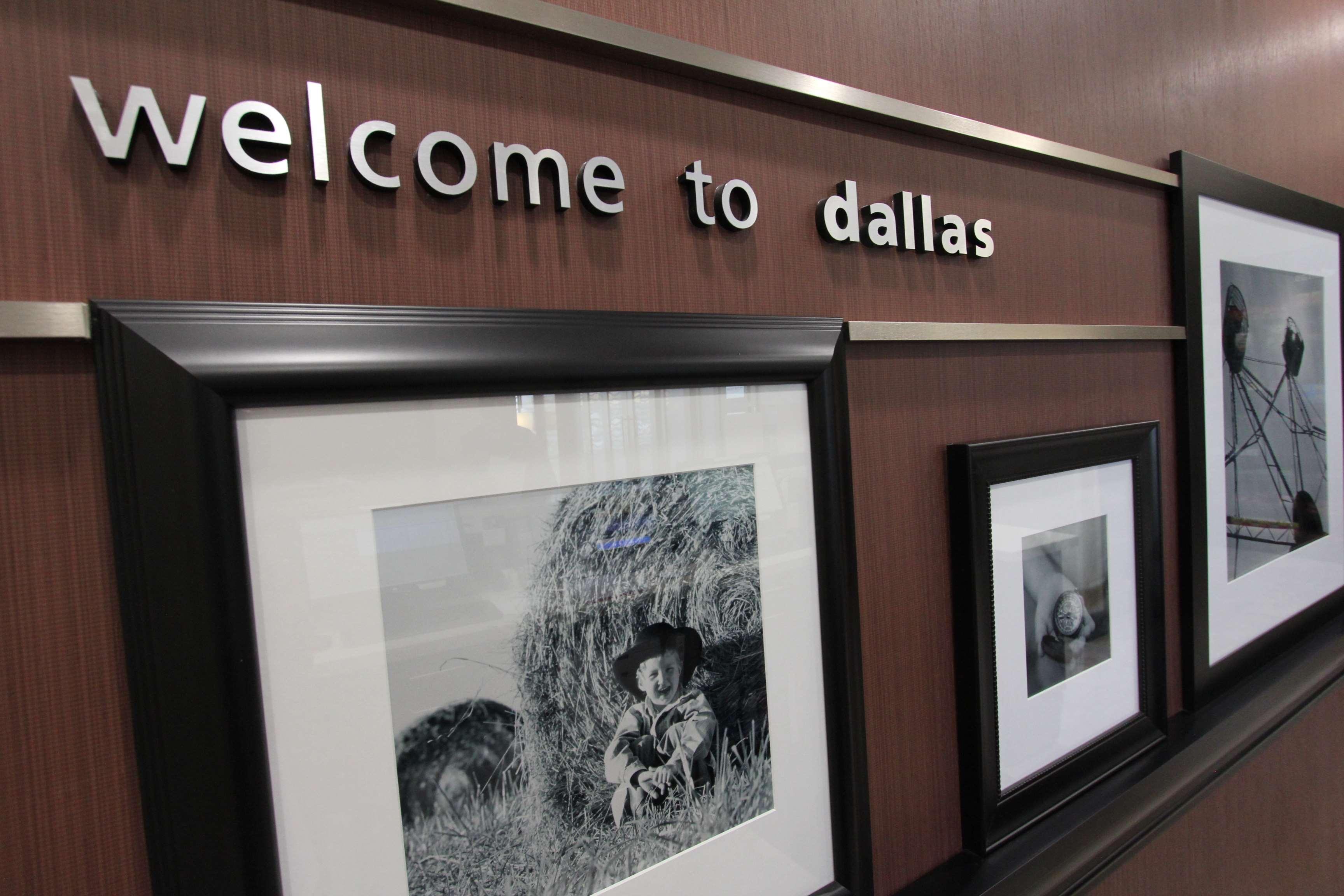 Hampton Inn & Suites Dallas Market Center Kültér fotó