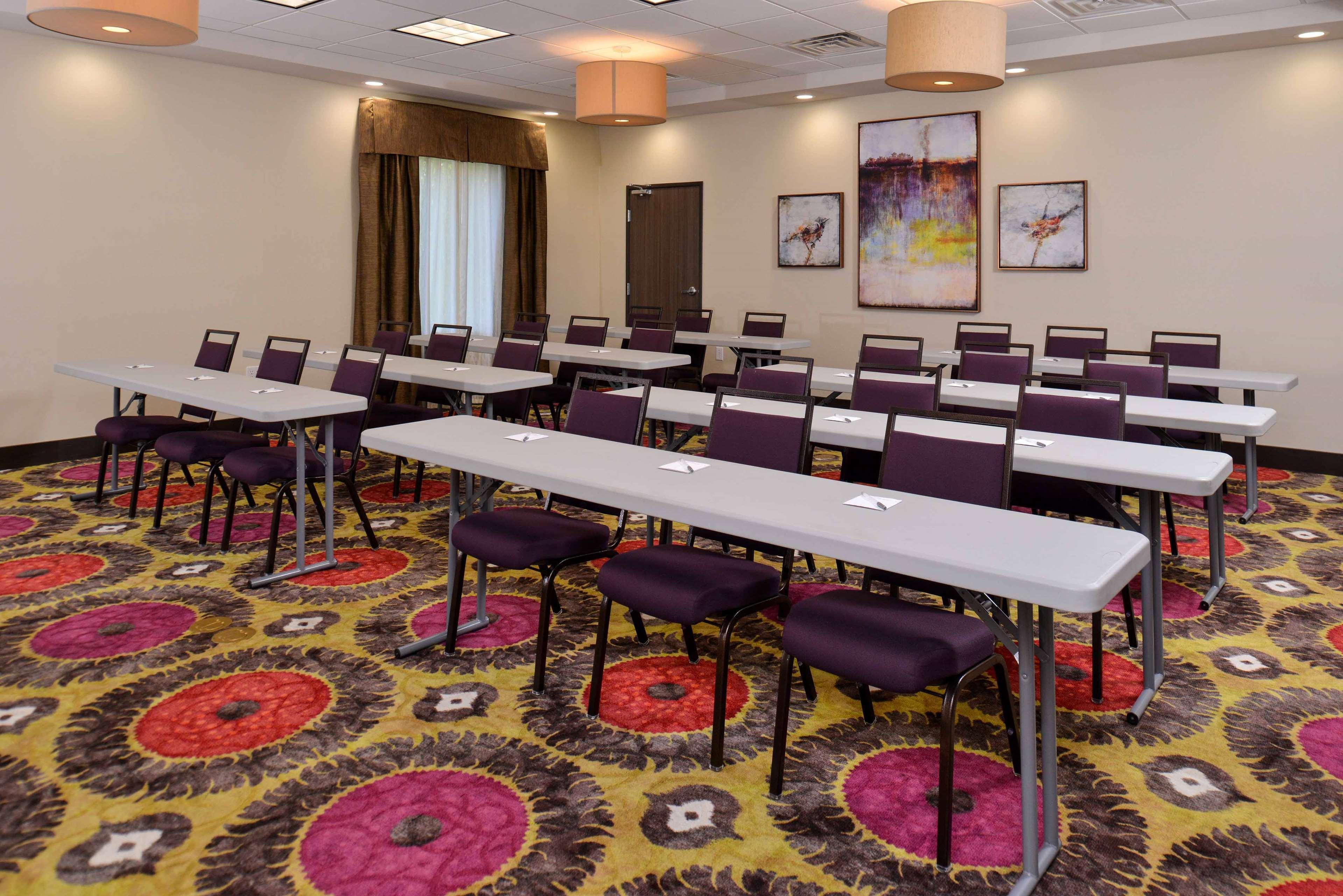 Hampton Inn & Suites Dallas Market Center Kültér fotó
