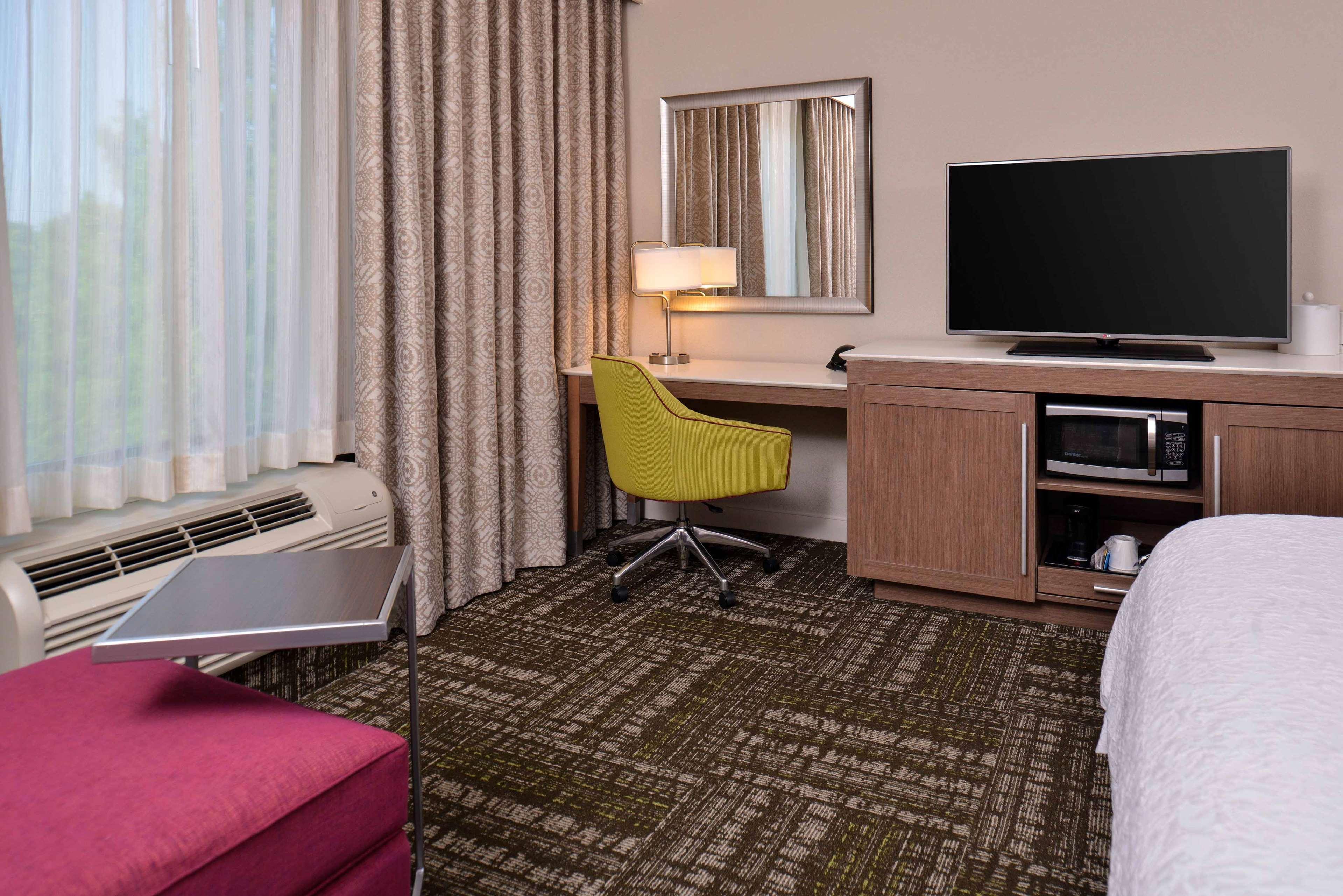 Hampton Inn & Suites Dallas Market Center Kültér fotó